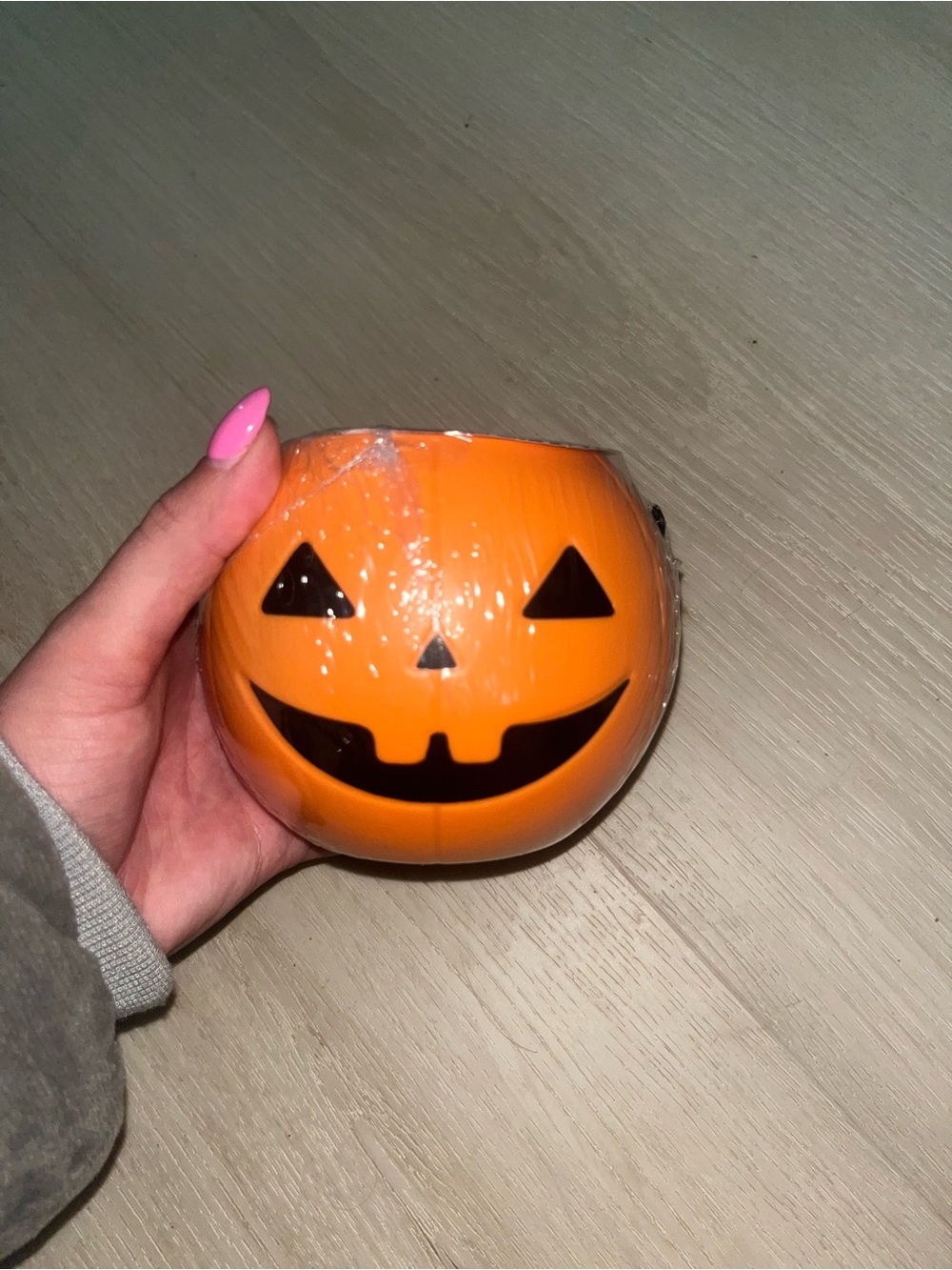 Halloween squishy pale